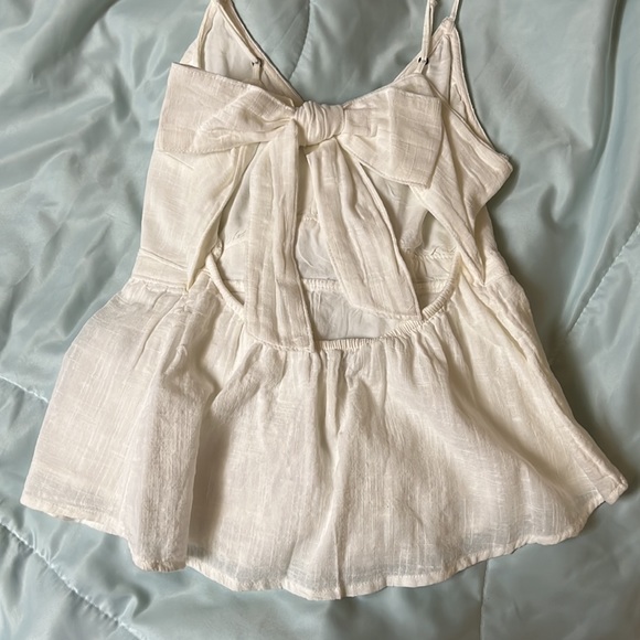 Abercombie & Fitch Tie Back Cami - Picture 3 of 6